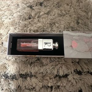 La Predire Paris Awakening glow Lip Oil